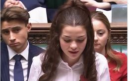 Young Alexia Davies addressing the UK Youth Parliament from the despatch box