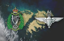 The crests of the two Regiments involved, The Royal Irish and 4 PARAS