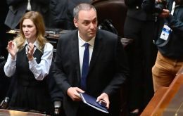The Cabinet Chief's defense centered on drawing a line between his personal assets and acts of government