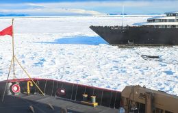 The operation took place while Polar Star was deployed under Operation Deep Freeze, supporting U.S. scientific and logistics activity in Antarctica