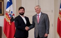 Kast’s transition team has complained about a lack of information during the handover. Incoming Interior Minister said the episode left Chile “under crossfire” between two key partners