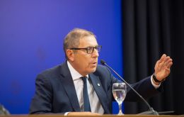 The minister warned that if Uruguay does not comply with Washington's demands, its commercial relationship with the Trump administration will not improve and could get worse