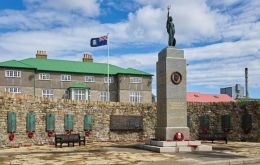 At 11 a.m. a parade and ceremony will take place at the Liberation Monument, in front of the Secretariat building