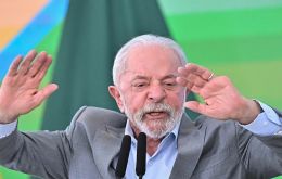 The US surplus over the past 15 years was 415 billion dollars. So we were the ones who should have raised taxes, not them, Lula said
