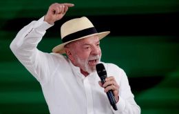 Lula links that pressure to the former president's family