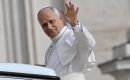 Leo XIV announced on Sunday, after the Angelus prayer, that a lung nodule had been detected “at a very early stage” and was “well localised”